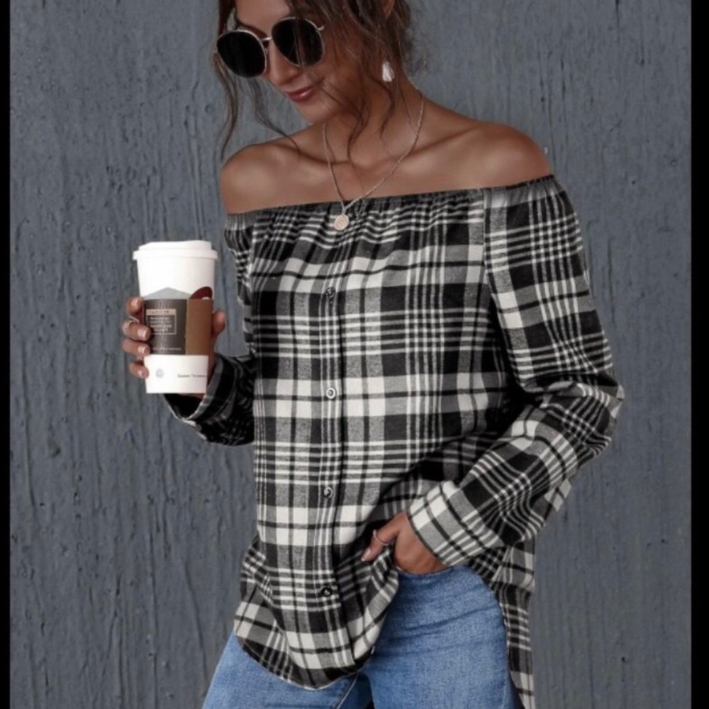 New! Off the shoulder plaid blouse
